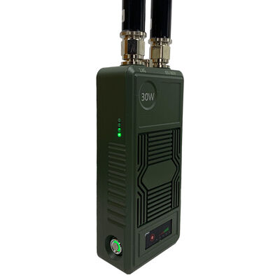 kupować Przenośny zagłuszacz dronów z wysoką wydajnością zagłuszania i dwuzakresowym pokryciem do obrony przed dronami produkcja online